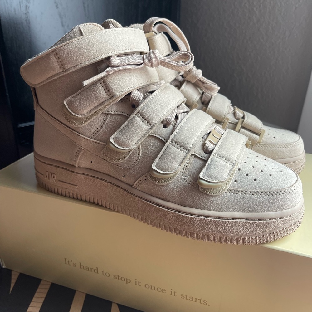 Nike x Billie Eilish Air Force 1 High ‘07